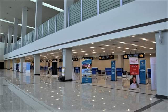 Inauguration aujourd'hui en Tanzanie, Zanzibar du nouveau  terminal 3 de  Amani Abeid Karume International Airport.
Le but était celui d'accueillir plus de Touristes sur l'île Tanzanienne.