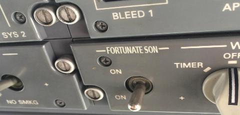 Hooberbloob's tweet photo. Switch located in every Bell UH-1 Iroquois: #ViaReddit https://t.co/qOyBWVXc2W
