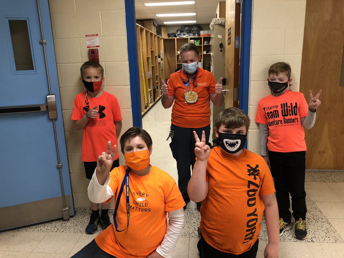 Lori Wallace (@lori3ramer) on Twitter photo Showing our appreciation for our amazing custodians. <a href="/SCDSB_Schools/">Simcoe County District School Board</a> <a href="/MoonstoneSchool/">Moonstone Elementary</a> Showing our appreciation for our amazing custodians. <a href="/SCDSB_Schools/">Simcoe County District School Board</a> <a href="/MoonstoneSchool/">Moonstone Elementary</a>