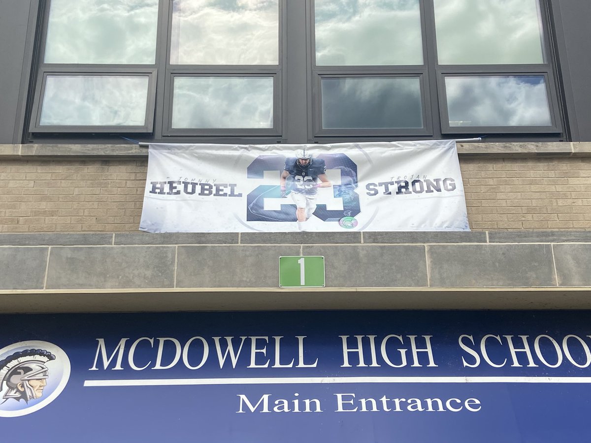 Showing our love and support for Johnny #heubelstrong #23strong