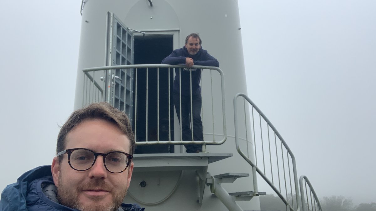 JourneyofHope9's tweet photo. Day 15 (28/9/2020): An inspiring visit to a community wind turbine in Carmarthenshire to see how small-scale renewable energy with local benefit can play a part in a green economy. Thanks to energy guru @lowcarbonLewis &amp; @YnniSirGar for the warm welcome! #sustainability #wales https://t.co/G0VwUcuzVf