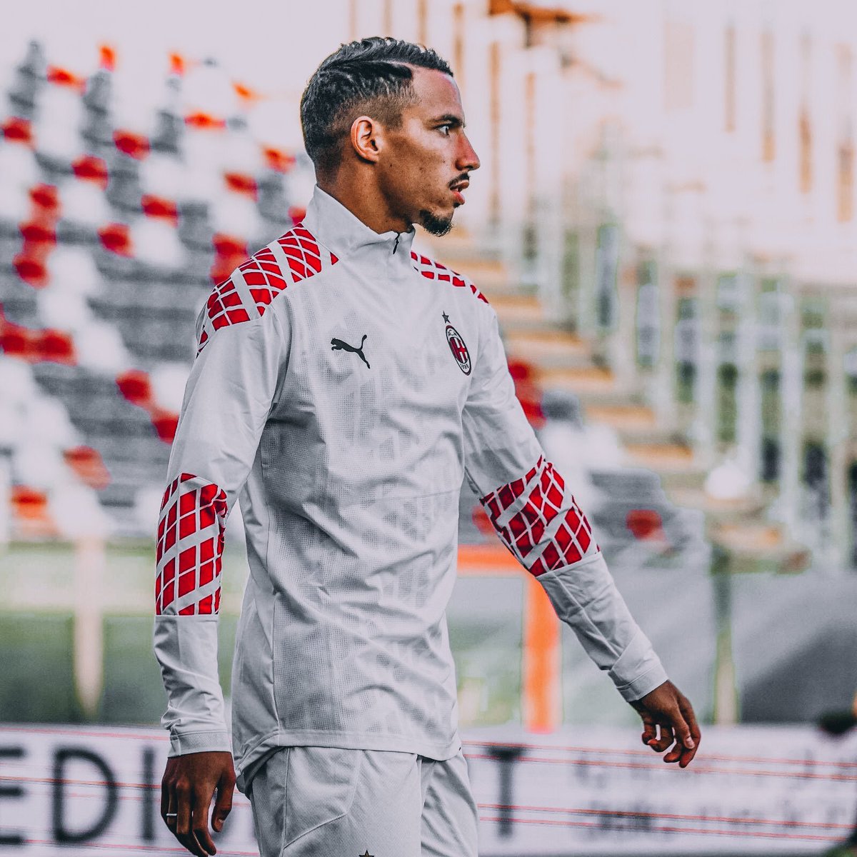 IsmaelBennacer's tweet photo. 📸 #SempreMilan https://t.co/AFAtIZN8ZG