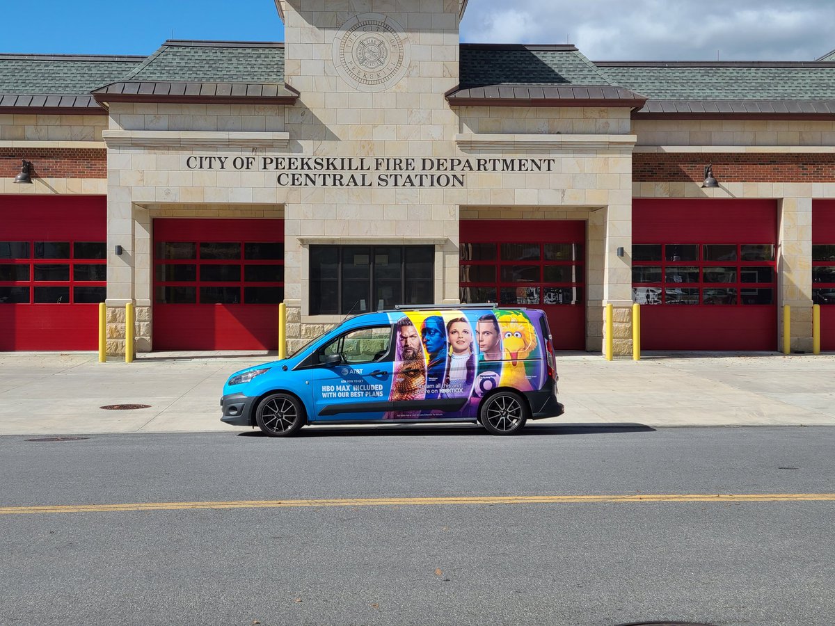 ATTSedney's tweet photo. Cortlandt Manor back at it again! #NYNJStrong #FirstNet #WinningtheNeighborhood @Carlossilva_86 @marcellobenny @judy_cavalieri https://t.co/Ybb86KAFHK