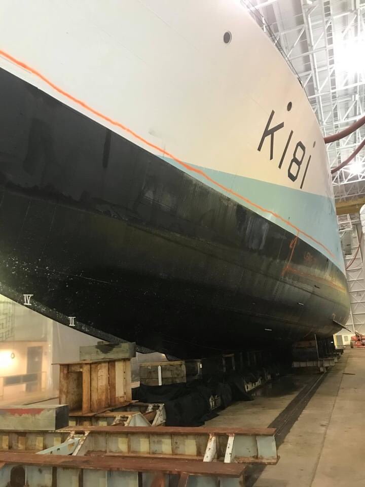 HMCSSACKVILLE1's tweet photo. From #ThePaintLocker on FB: the hull was cleaned last weekend, and sacrificial anodes have been removed. The hull has been marked up to indicate areas needing (or not needing) attention, and void spaces are being ventilated to allow safe access. #SackvilleRefit2020 https://t.co/dQVmh4EPGV