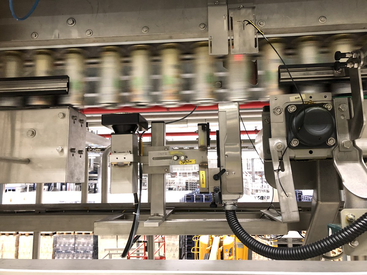 hitachicoding's tweet photo. Poorly readable date & lot codes deteriorate the brand image, which must be avoided. The production manager made a final decision: we need a reliable #codingsystem with good ink adhesion! How? Read 👇
info@hitachicoding.com
#teamhitachi #codingandmarking
https://t.co/4zLf8iZl0n https://t.co/R9wBMTz5gP