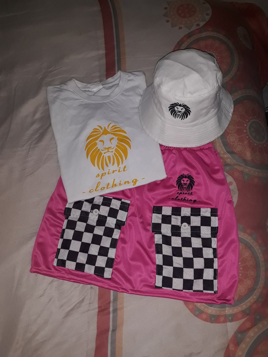 SpiritClothing2's tweet photo. #keahustler
Spirit Clothing SA
Cargo pants-R350 
Cargo shorts-R300
Mini skirt-R300
T-shirt-R150
Bucket hat-R120

Call or WhatsApp: 067 757 9907 for enquiries https://t.co/PBfhhAKwl1