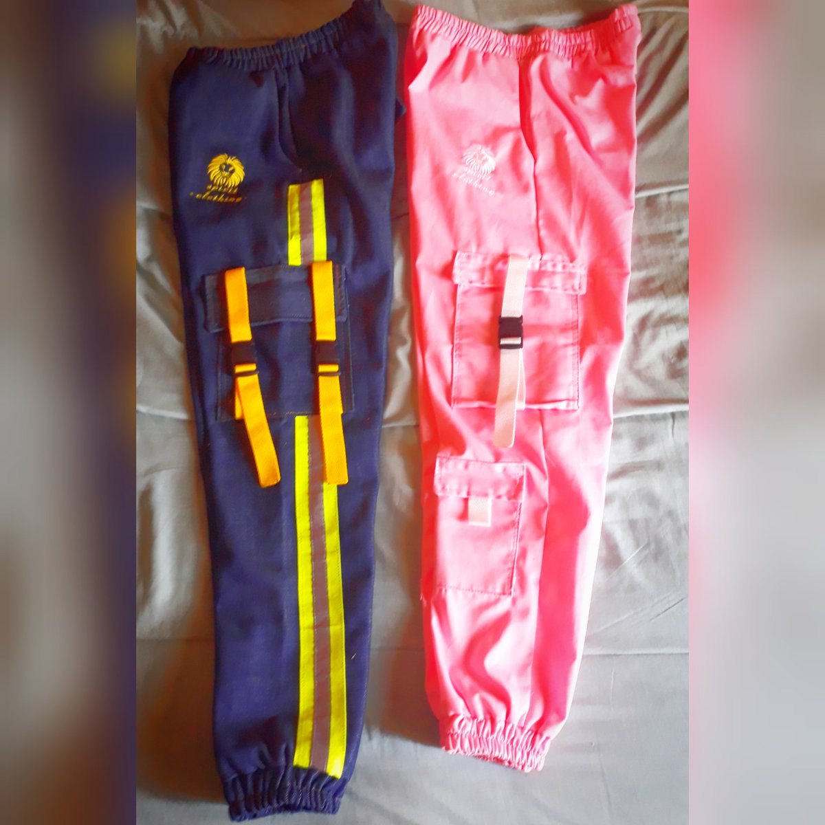 SpiritClothing2's tweet photo. #keahustler
Spirit Clothing SA
Cargo pants-R350 
Cargo shorts-R300
Mini skirt-R300
T-shirt-R150
Bucket hat-R120

Call or WhatsApp: 067 757 9907 for enquiries https://t.co/PBfhhAKwl1