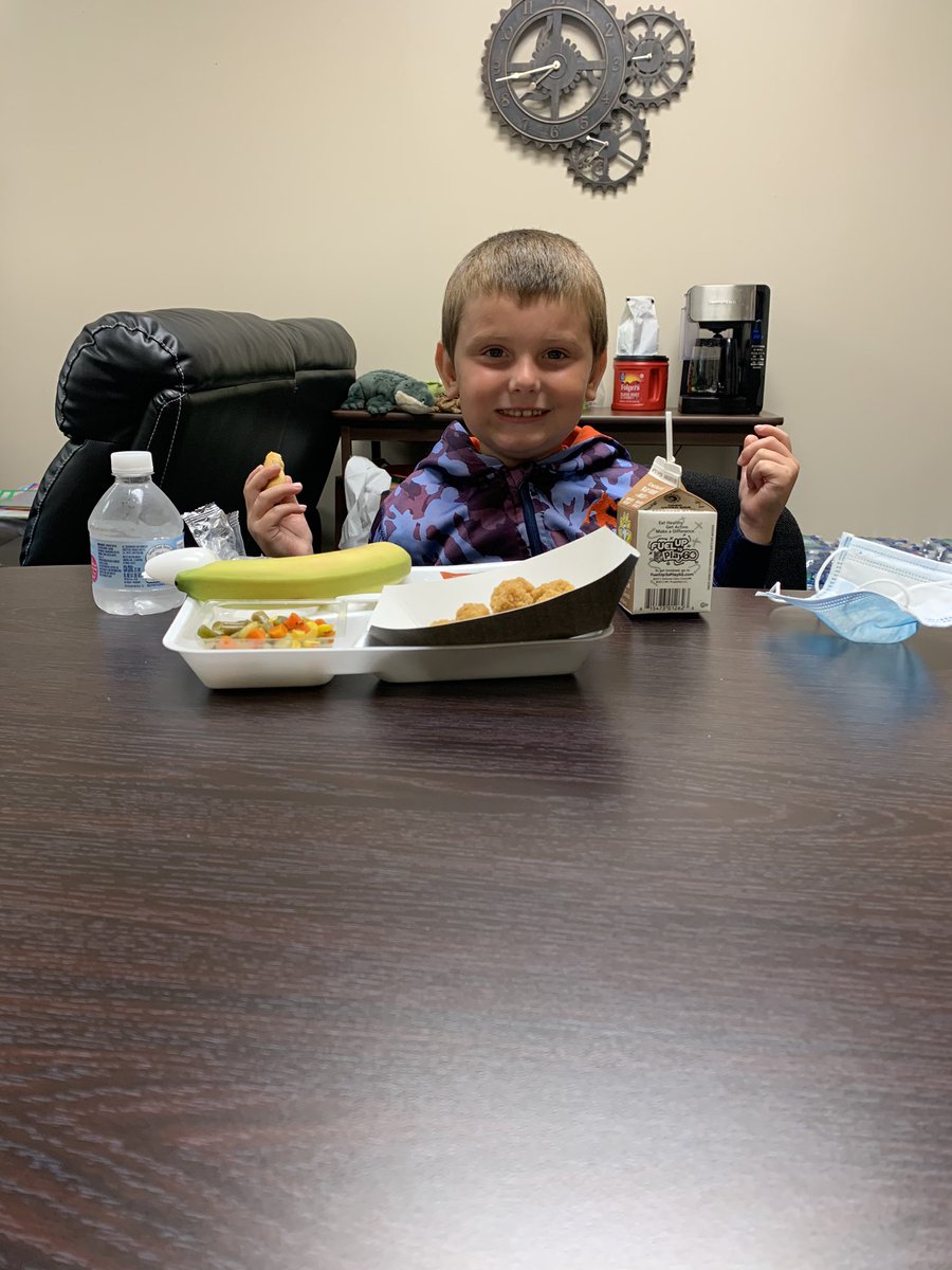 Lunch with the Principal!! Gator Gotchas doing their thing!  #bisdpride #coffeebeans <a href="/SFAGators/">SFA STEM Academy</a>