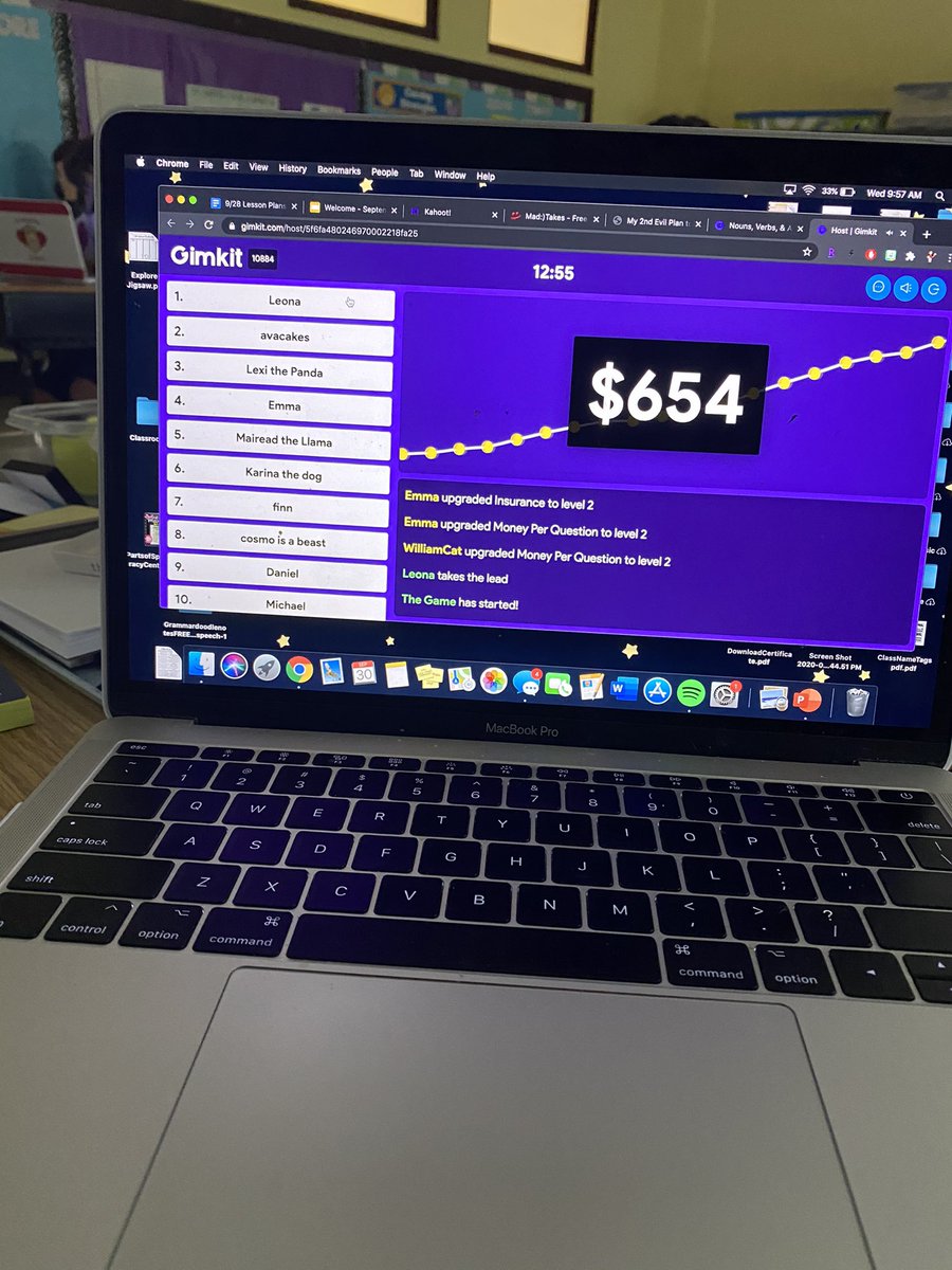MissSoldano's tweet photo. Parts of Speech review with @gimkit today! I don’t know who is more obsessed with this learning tool, me or my students 💻 https://t.co/b8cTxPhs4f