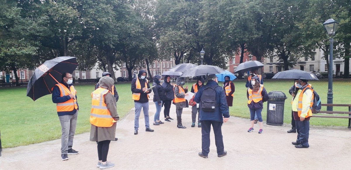 DesignWest1's tweet photo. What makes a good #Place?
We delivered our second #design & #placemaking workshop today outside with @BristolCouncil officers and community leaders.
Providing the tools for good placemaking. The rain isn’t stopping us. #DesignWest https://t.co/LrKfVIaV3y