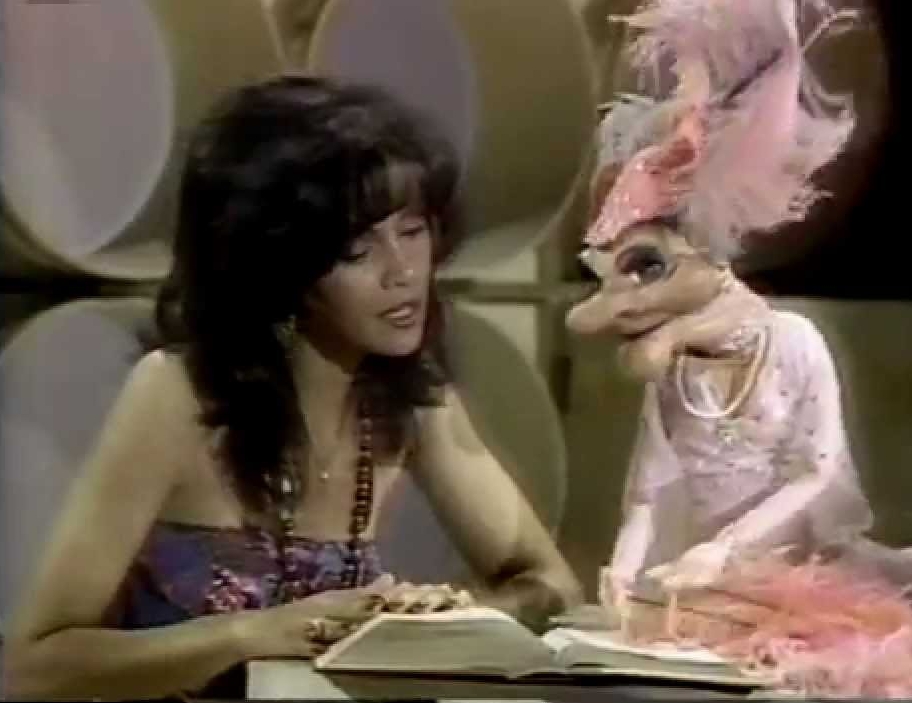 Happy Birthday Marilyn McCoo ~*~

Still: My favorite divas of the 80s on Solid Gold. 
