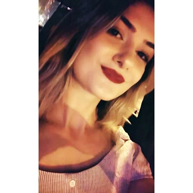 b_ceren2's tweet photo. #YeniProfilResmi https://t.co/LvxANg6brf