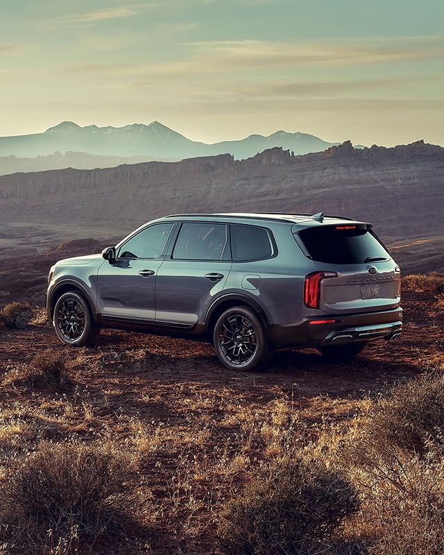 mark_kia's tweet photo. There are always more sights to see. Find them in the Kia Telluride Nightfall Edition. https://t.co/secHkpe9HU
