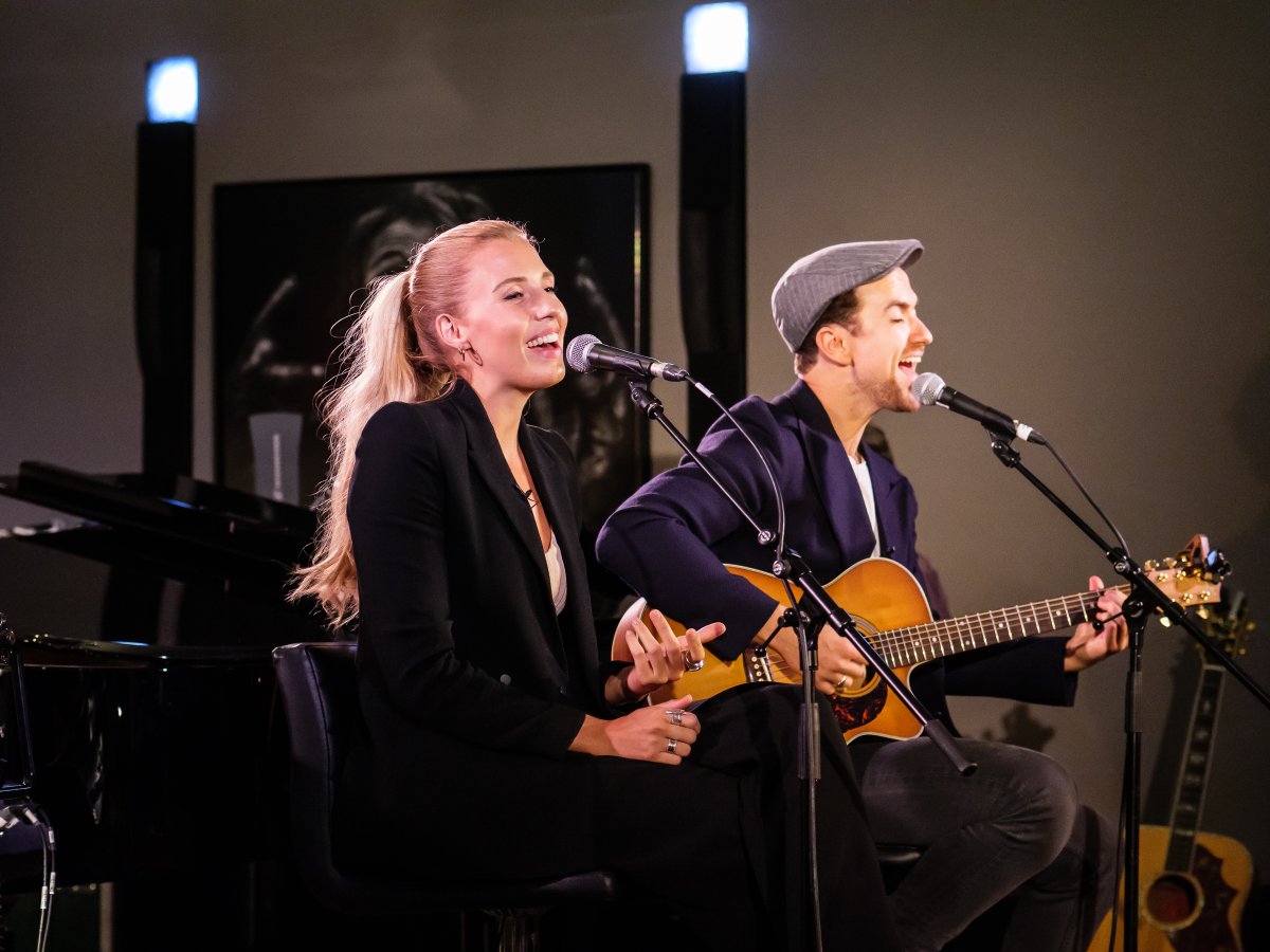 Official London Theatre | TKTS (@london_theatre) on Twitter photo Who’s ready to tune into the last *sobs* instalment of #WestEndUnplugged?
Join us on YouTube/Facebook at 7.30pm to hear from <a href="/KatieBrayben/">Katie Brayben</a>, @Cavin_Cornwall, <a href="/RFleeshman/">Richard Fleeshman</a> & <a href="/CelindeSchoen/">Celinde Schoenmaker</a>
All in aid of @backuptechuk, @helpmusicians and #TheatreArtistsFund. Who’s ready to tune into the last *sobs* instalment of #WestEndUnplugged?
Join us on YouTube/Facebook at 7.30pm to hear from <a href="/KatieBrayben/">Katie Brayben</a>, @Cavin_Cornwall, <a href="/RFleeshman/">Richard Fleeshman</a> & <a href="/CelindeSchoen/">Celinde Schoenmaker</a>
All in aid of @backuptechuk, @helpmusicians and #TheatreArtistsFund.