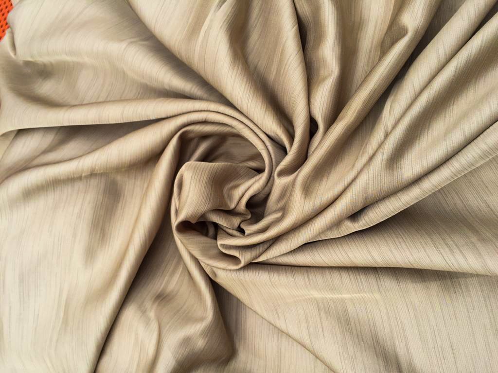 _sakyi_ng's tweet photo. Nude silky crepe

800 per yard
Send a msg to order
Location Minna

#schoolsreopening 
#minnatwitterhangout https://t.co/iF5SwGdkkk