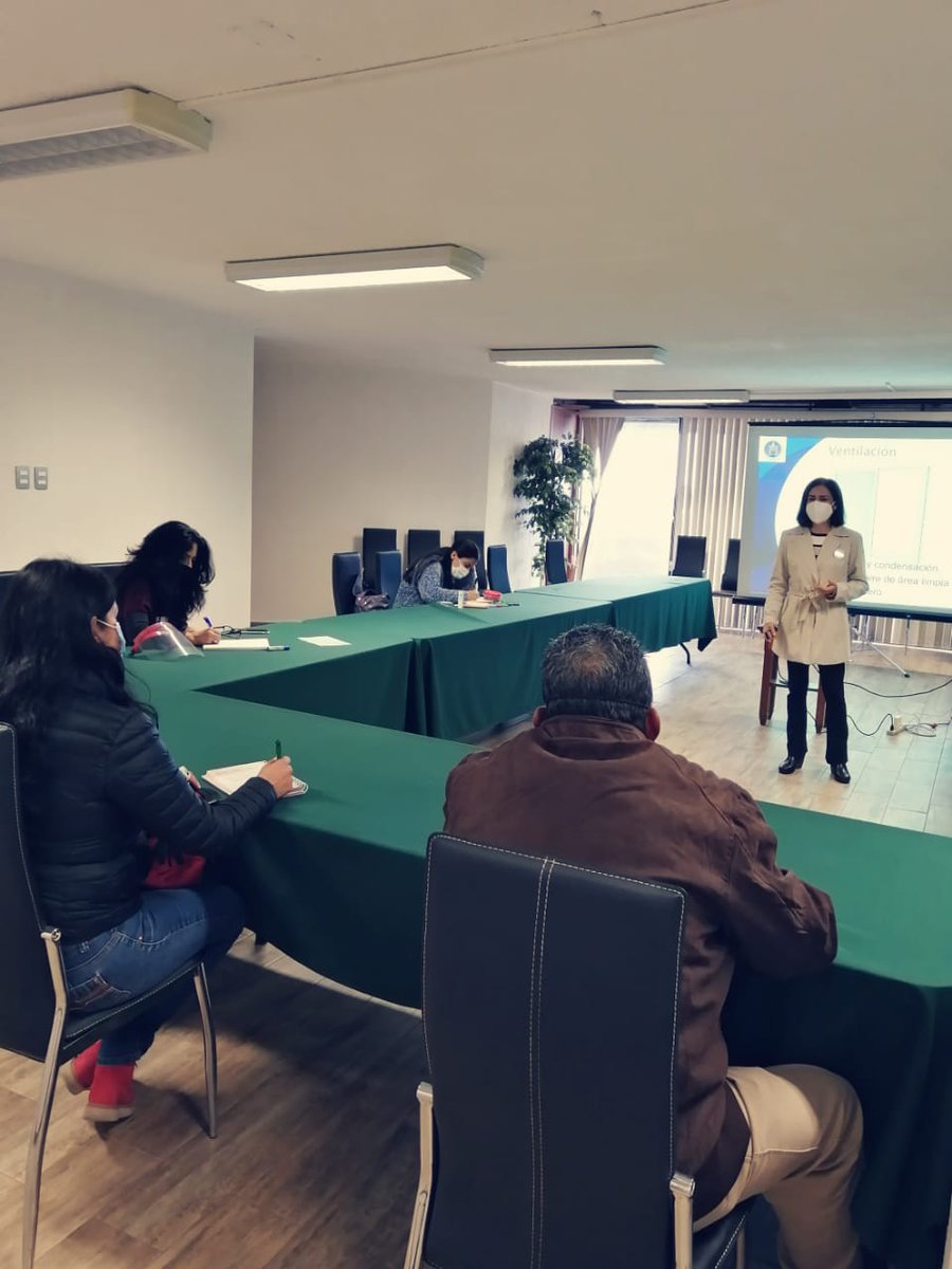 PueblaCanirac's tweet photo. 🔹Curso "Como Obtener el Distintivo H"
Prepara a tu personal para el buen manejo de los alimentos, evitar enfermedades y tener control de los procesos. 👩🍳✅
Por: #INNOQUA Carla Zuria Jordán 👏
#SirviendoaMéxico #restaurante #DejandoHuella #CANIRACPuebla @olgamj https://t.co/L84EpB3JLl