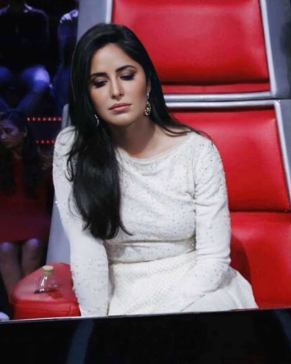 ILHAMKATRINA's tweet photo. Angel
#KatrinaKaif #itskaytobeyou https://t.co/7b3wJiIloJ