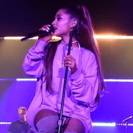 purple being ariana’s colour..a thread <3