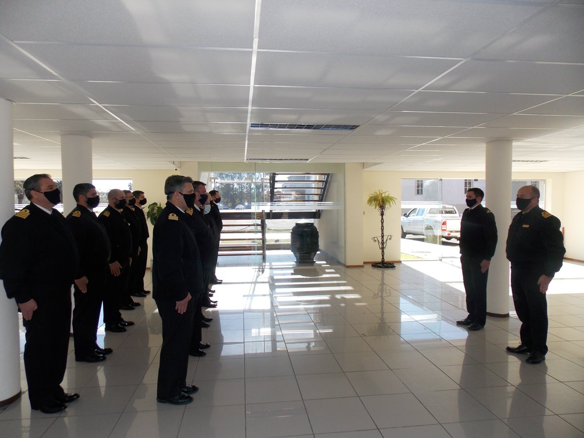 ESGUE3's tweet photo. Comenzó en la Escuela de guerra Naval el 29 de setiembre y se basa en el desarrollo de una serie de conferencias  destinadas a la actualización de la información profesional que requieren los noveles Oficiales Superiores. https://t.co/vRRlhaPZjE