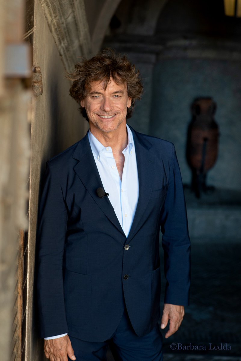 La Regina Elisabetta II è una icona dei nostri tempi. Stasera ad #Ulisse, alle 21.25 su <a href="/RaiUno/">Rai1</a>, ripercorreremo la sua storia che, nelle gioie e nei dolori degli oltre 60 anni di regno, è indissolubilmente intrecciata alle vite dei suoi sudditi e alle vicende del mondo intero.