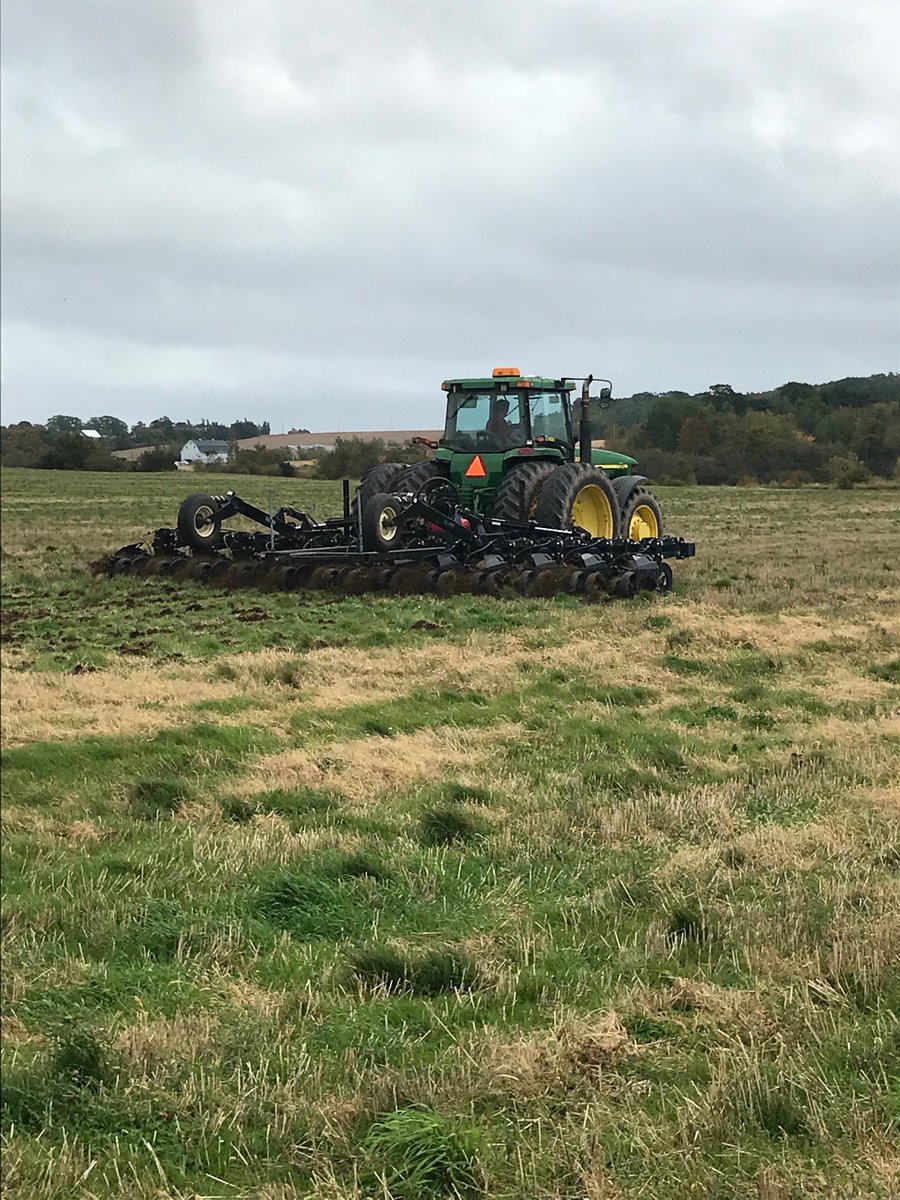 Was really nice to get out to a field day with some local farmers for the first time since winter! Thanks for the strip till demos Tim and ⁦<a href="/NSnotiller/">Brian Newcombe</a>⁩ ⁦<a href="/CavendishAgri/">CavendishAgri</a>⁩ ⁦<a href="/PRIDESEEDS/">PRIDE Seeds</a>⁩ ⁦<a href="/BrevantSeedsCA/">Brevant seeds Canada</a>⁩