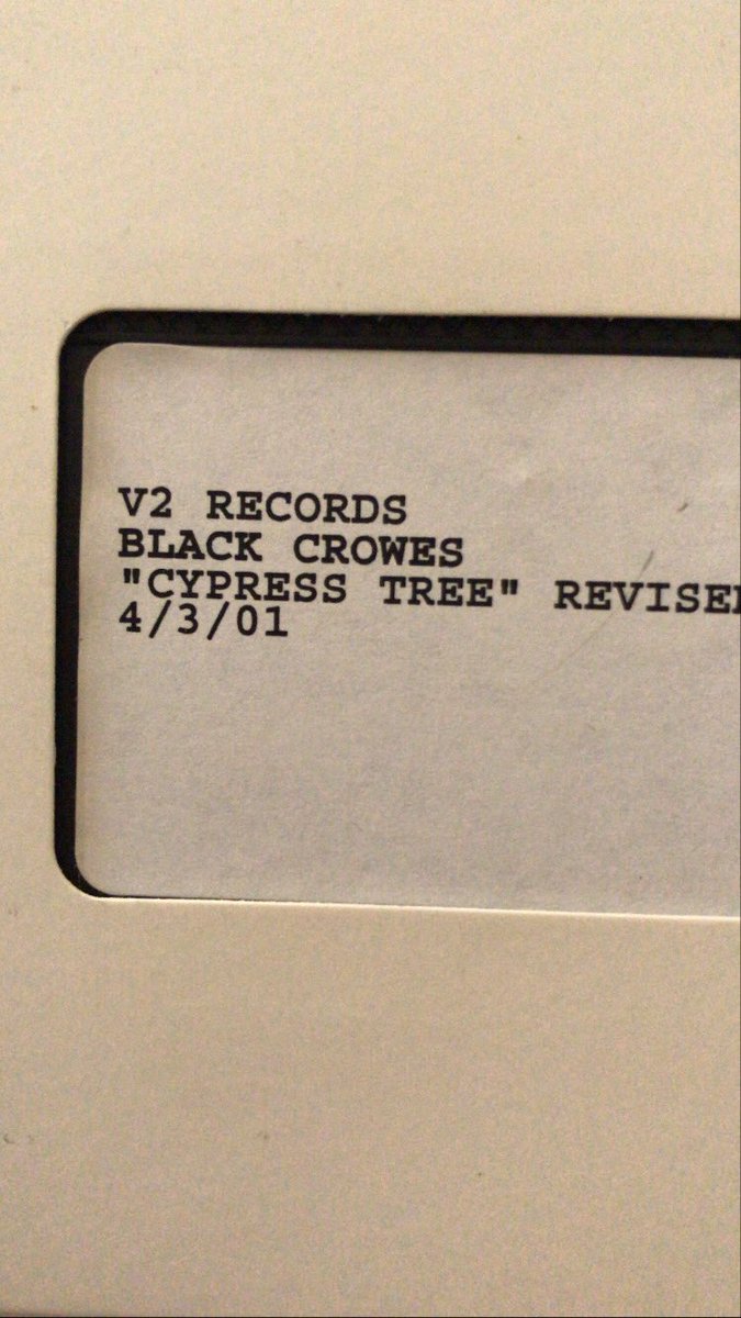 wombofthefree's tweet photo. Got some new videos in the mail today✌️#blackcrowes #v2records #VHS #blackcrowesvideo https://t.co/VvDiQX250v