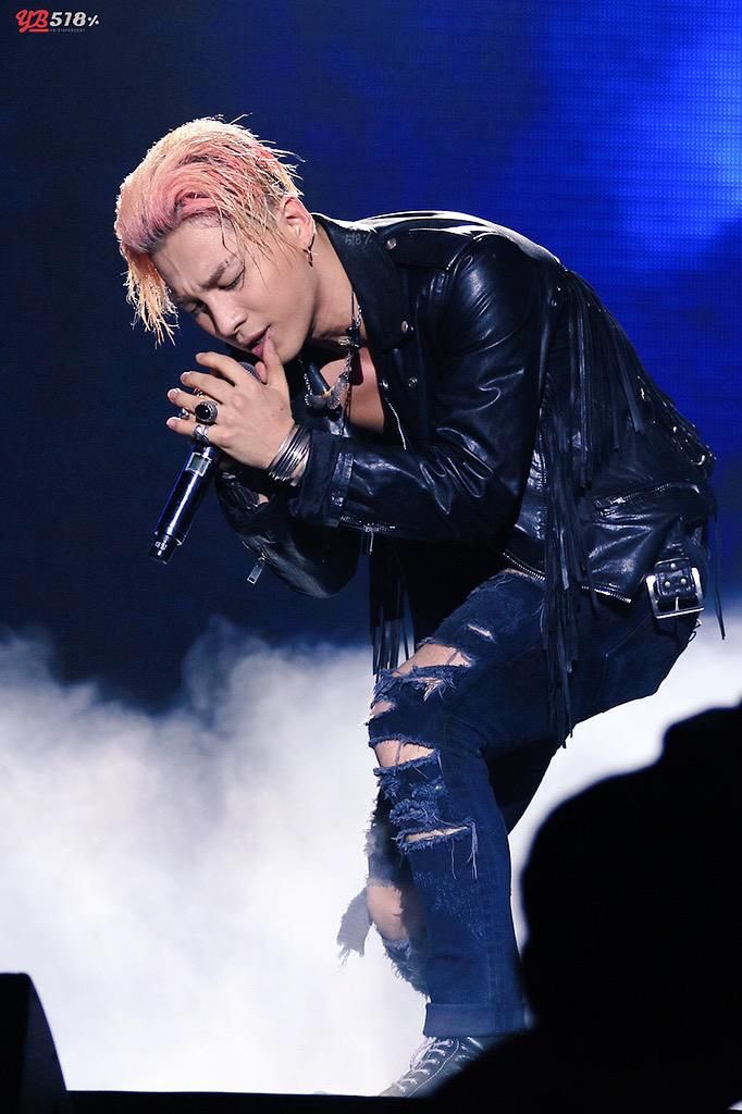 Leather + Pink Hair Even though he’s blocking half of its view, we can still feel the POWER  #taeyang  #bigbang