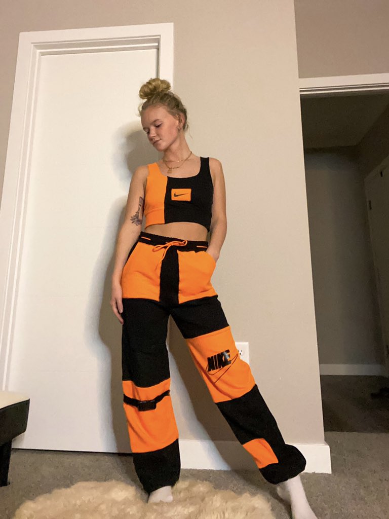 i love transforming clothes. 🙌🏼
twitter do ya thing 
IG: sarah.mcleod