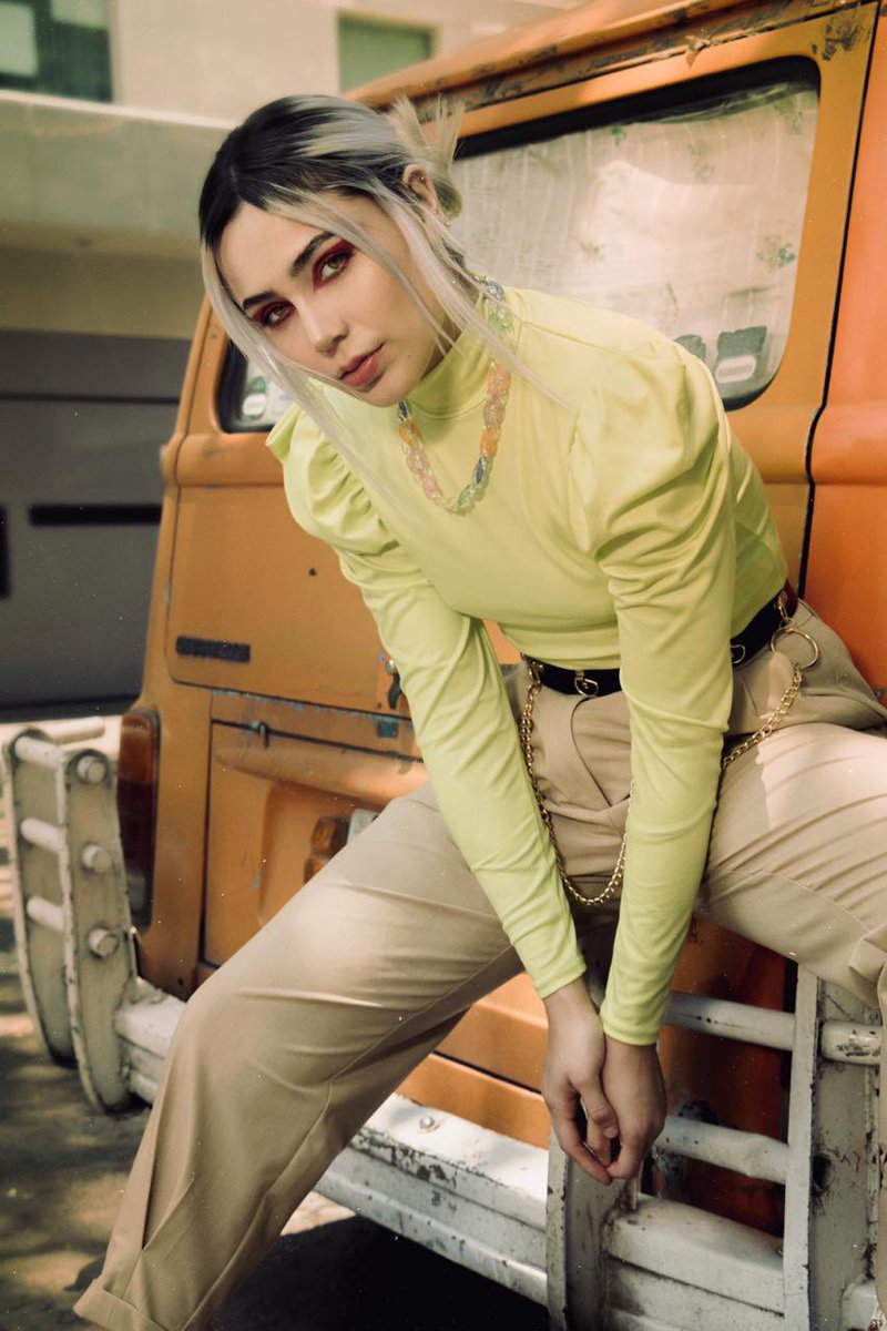 meraakmagazine's tweet photo. #DarianRojas #TikTok #magazine #revistademoda #moda #youtube #beauty #bershka #bershkastyle #bershkacollection #trendy #dope #tiktokgirls #tiktokmexico #dope #style #estilo #tendencia #trendy #hair #chic #issues https://t.co/4ATwuniWcD