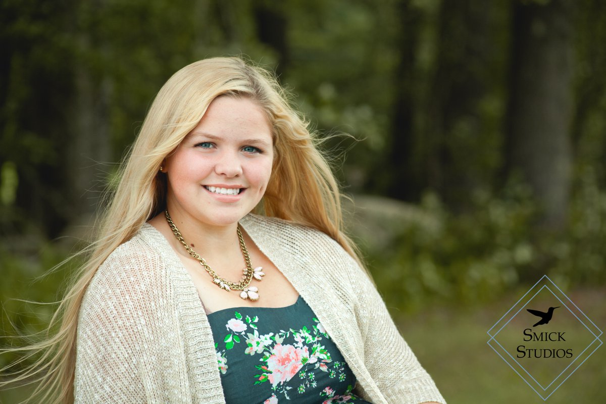 CaraSmick's tweet photo. Here's the magic that goes beyond a camera. Sometimes I like to edit old photos all over again. #photography #photoshoot #photooftheday #photographer #massachusetts #newengland #portrait  #PortraitPhotography https://t.co/98TMX3BMRH
