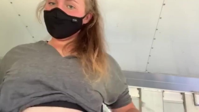 Brand new video up on PornhubModels! https://t.co/8uE16yjPJE https://t.co/iVmvD8CtXG