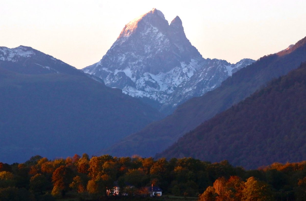 marulier's tweet photo. Couleurs d’#automne .. https://t.co/HSF0SJfO6F