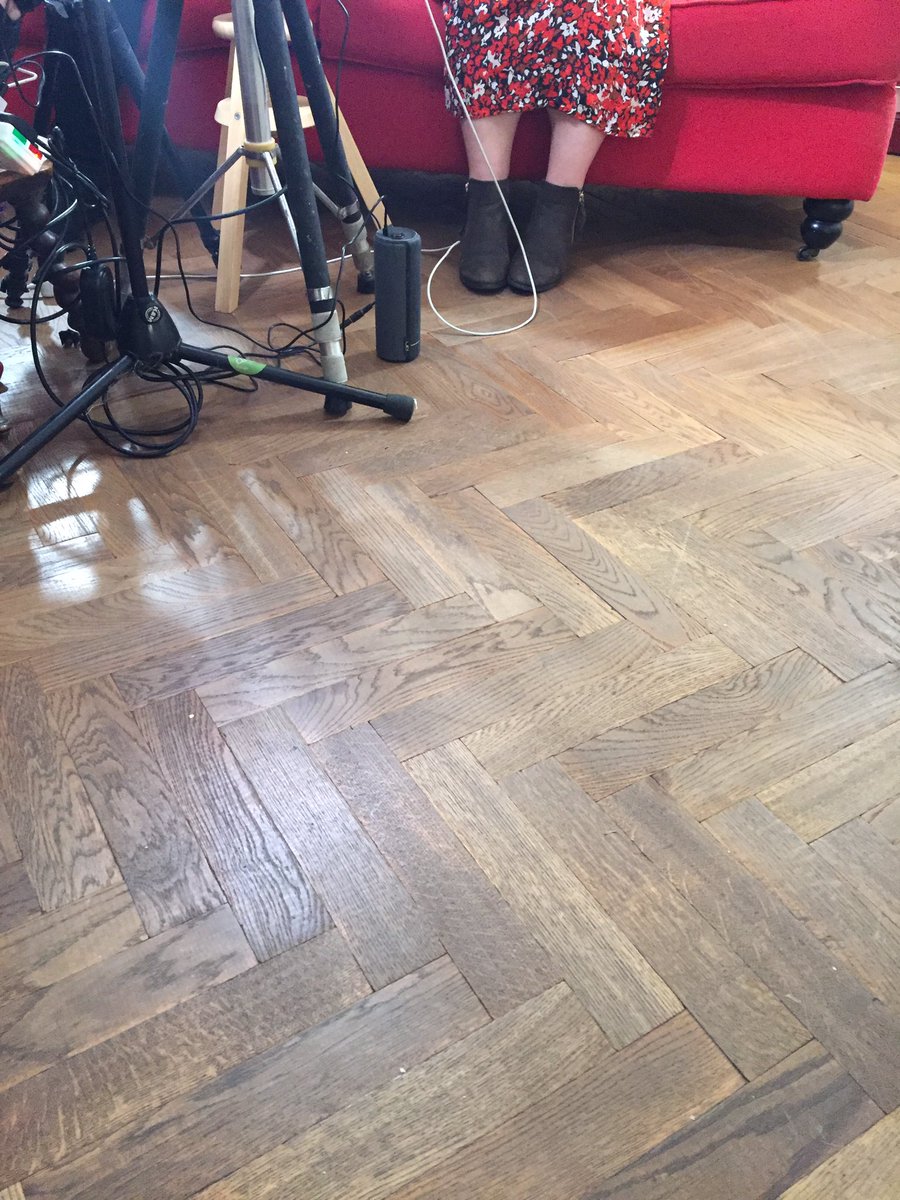 officialnhaynes's tweet photo. Whose feet are these...? @SalonLondon #digitalbooklaunch https://t.co/a7qim5edHt