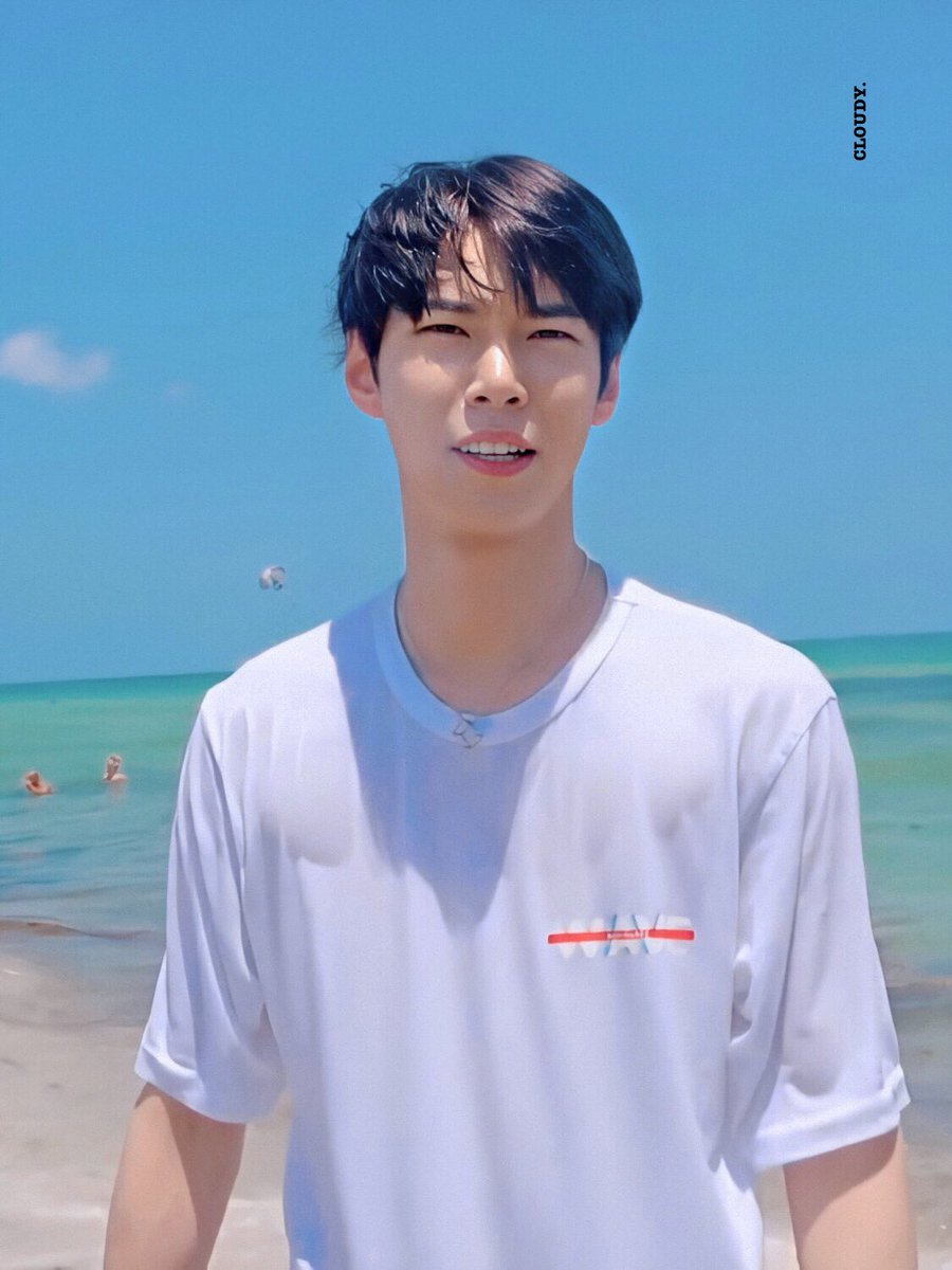 what your camera roll would look like if kim doyoung is your boyfriend:-a thread