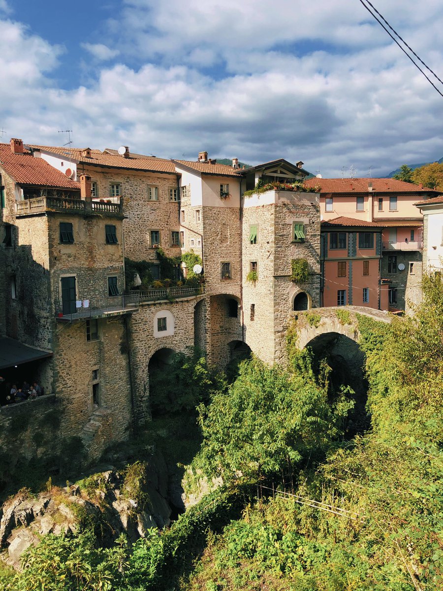 ka___mermaid's tweet photo. • 𝙱𝚊𝚐𝚗𝚘𝚗𝚎 📍
#lunigiana #toscana #italy #relax #colors #ormaicièpresacosì #agiro #ferie https://t.co/keOKboHhdL