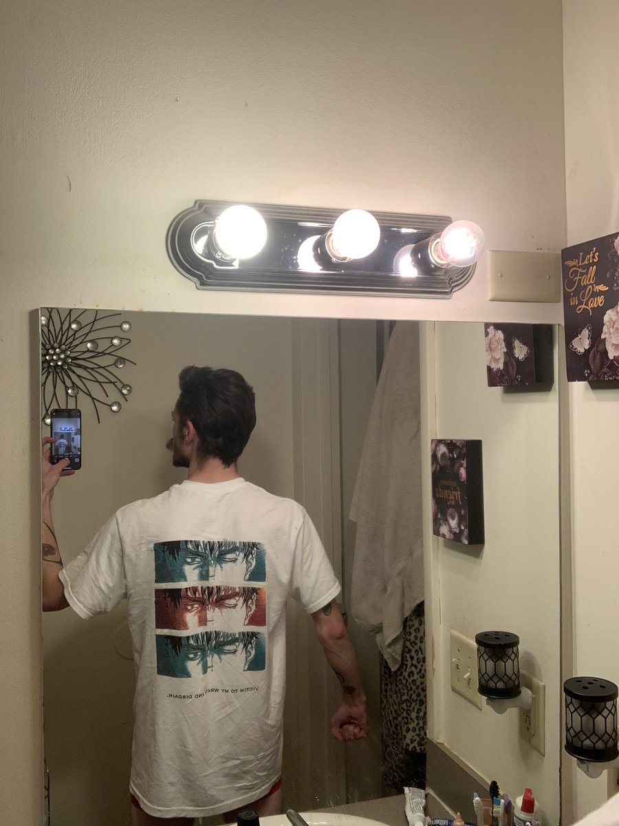I finally got the hardest shirt of all time. Don’t fucking @ me.