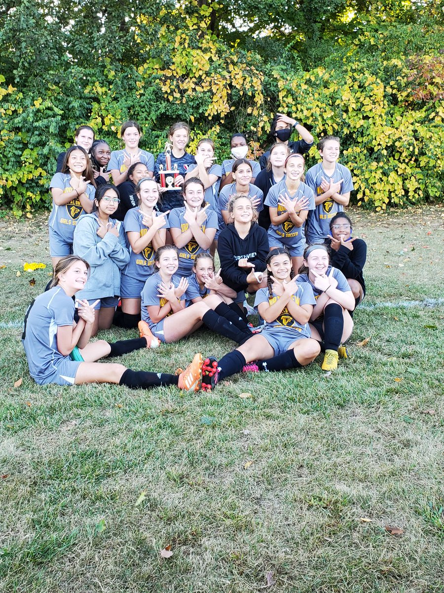 mspicer1's tweet photo. @NorthviewMS Lady Falcons district champs! https://t.co/oXO4AfSTpj