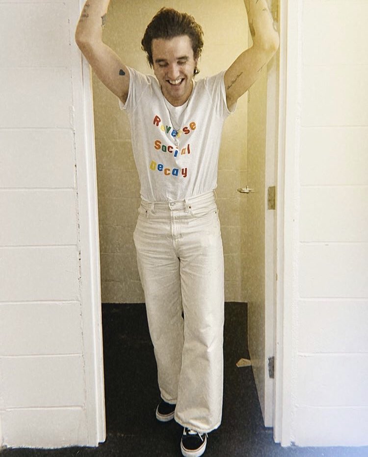~ my fav harry pictures a thread ~