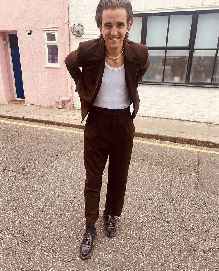 ~ my fav harry pictures a thread ~