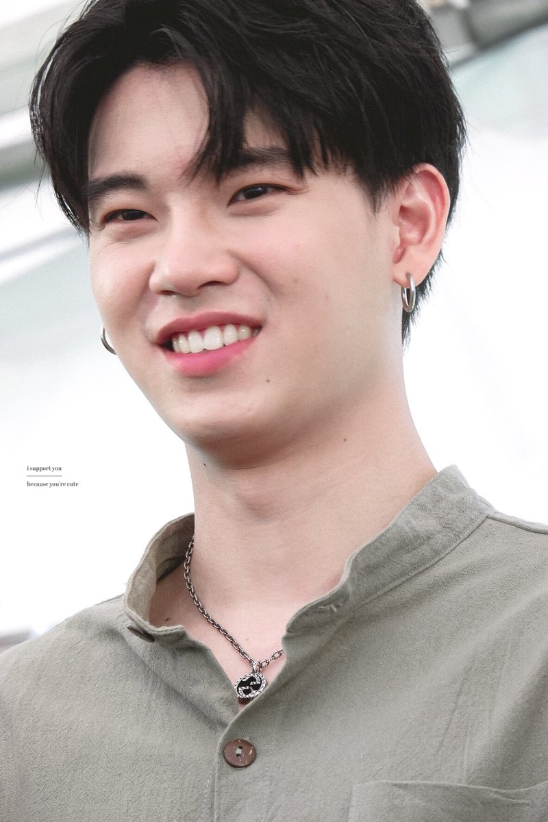 _Nongphas's tweet photo. H.B.D นะคะคุณอานันท์
22ขวบแล้วนะ
มีความสุขมากๆนะสุขภาพร่างกายแข็งแรงไม่เจ็บไม่ป่วยเงินทองไหลมาเทมาคิดอะไรขอให้สมหวังในทุกๆเรื่องนะอยู่เติบโตไปเรื่อยๆเป็นเด็กดีของพ่อแม่นะอยูเป็นรอยยิ้มของหมูยอไปนานๆนะคะ
1/10/63💜🎂🎉🎊

 #HappyYinAnanDay https://t.co/d9zFHQJXK9