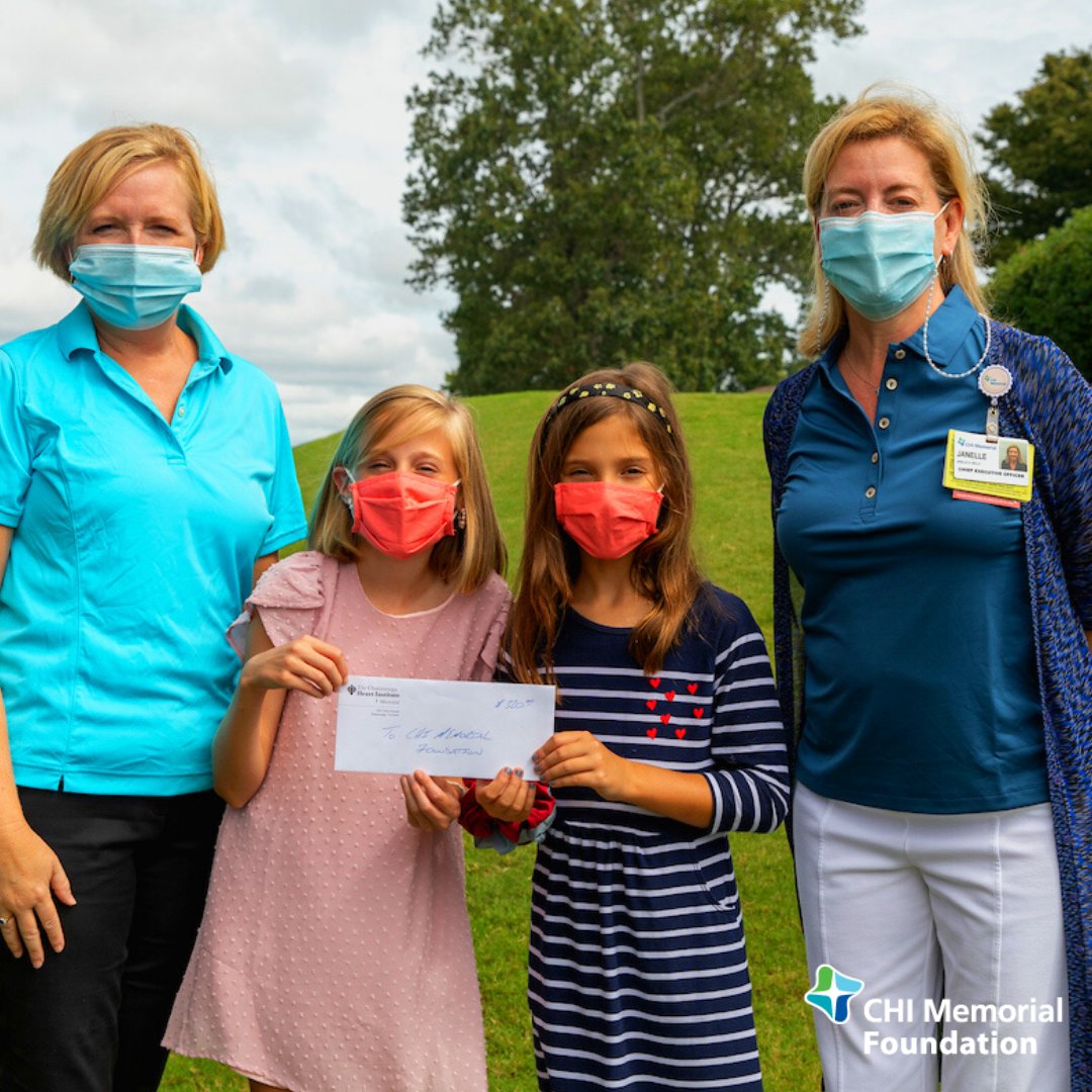 memorialgiving's tweet photo. #ThankfulThursday Young philanthropists Olivia Atchley and Audrey Gibler have found a unique way to support our frontline staff.  This enterprising team handmade and sold bracelets and donated the proceeds totaling $320.00 to CHI Memorial.  Thank you Olivia and Aubrey! https://t.co/2zh8nnQi5i