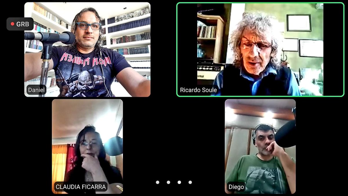 danieldambrosio's tweet photo. Bella charla con el grandísimo Ricardo Soulé. https://t.co/qLLaYUaJi0
