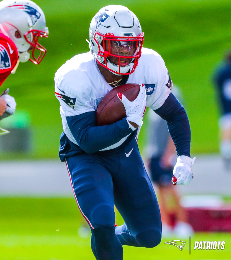 Patriots's tweet photo. Good to have you back, @SweetFeet_White ♥ https://t.co/2BomuBgYZL