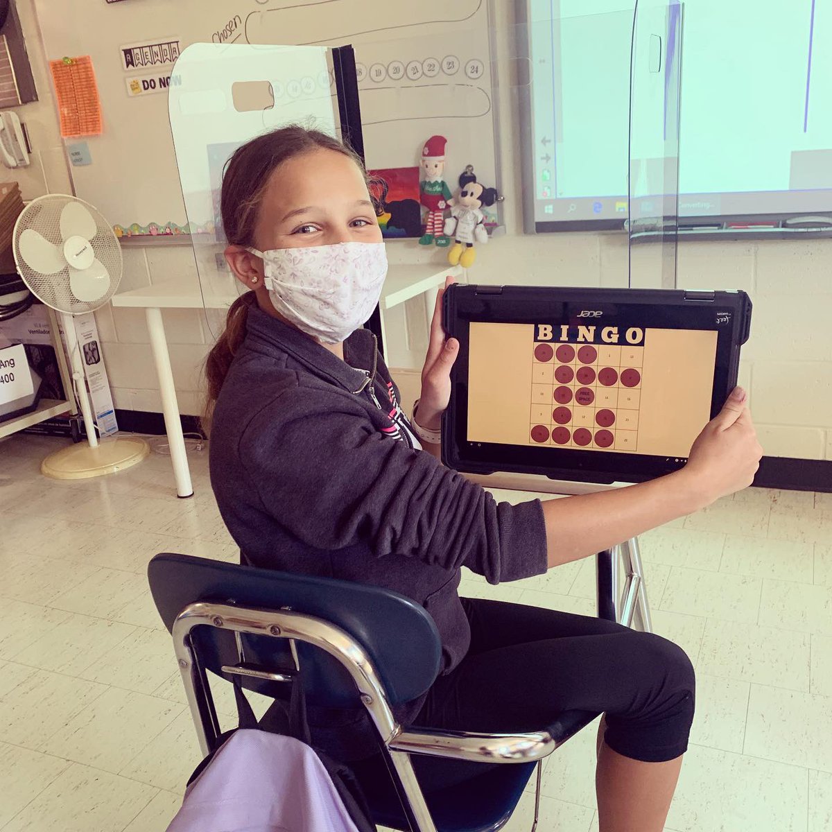 mathismythANG's tweet image. ✨𝙲𝚘𝚗𝚟𝚎𝚛𝚝𝚒𝚗𝚐 𝙵𝚛𝚊𝚌𝚝𝚒𝚘𝚗𝚜 &amp;amp; 𝙳𝚎𝚌𝚒𝚖𝚊𝚕𝚜✨
Who wants to play MATHO?