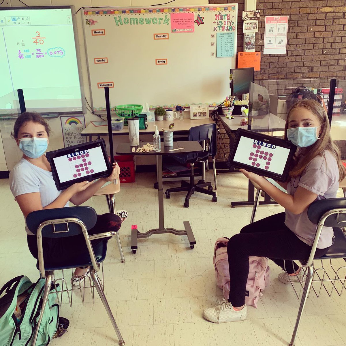 mathismythANG's tweet image. ✨𝙲𝚘𝚗𝚟𝚎𝚛𝚝𝚒𝚗𝚐 𝙵𝚛𝚊𝚌𝚝𝚒𝚘𝚗𝚜 &amp;amp; 𝙳𝚎𝚌𝚒𝚖𝚊𝚕𝚜✨
Who wants to play MATHO?