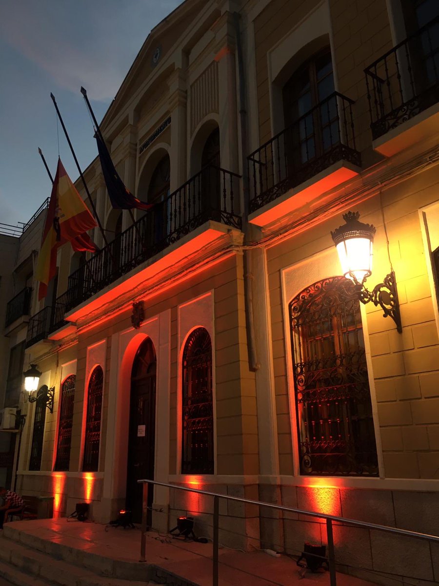 Ohpera_'s tweet photo. El @aytoquintanar apoya el movimiento #AlertaRoja y apuesta por la #CulturaSegura 

🔴🔴🔴🔴🔴🔴
#LightitInRed #TodxsUnidxs #HacemosEventos #RedAlert #WeMakeEvents #StandAsOne https://t.co/KO2zKFr1mV
