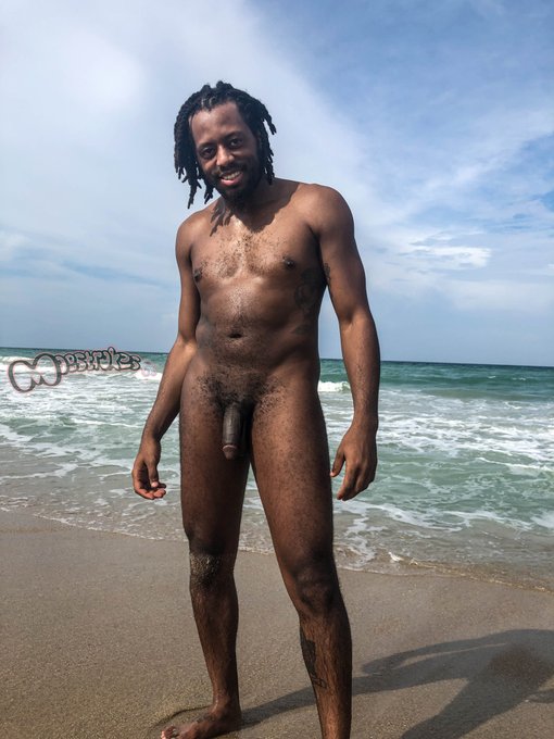 Looking forward to another beach day 🏝️  Full set going up on @PocketStarscom   ONLY $3 💦 https://t.co/zKb2n5xkHG