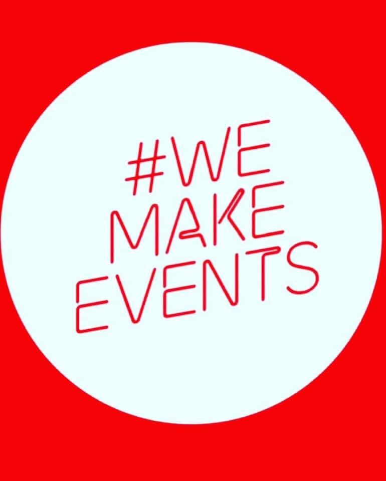 I haven’t been near a venue for some time so here’s my lounge in red #wemakeevents