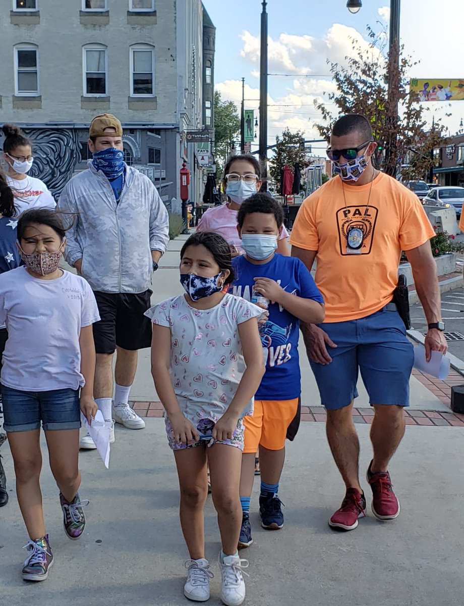 NashuaPAL's tweet photo. #scavengerhunt in downtown Nashua today. It was a great day to get outside 
#LetsGetMoving #CopsKidsCommmunity #EveryKidDeservesAPAL https://t.co/CTgTdOSPCV