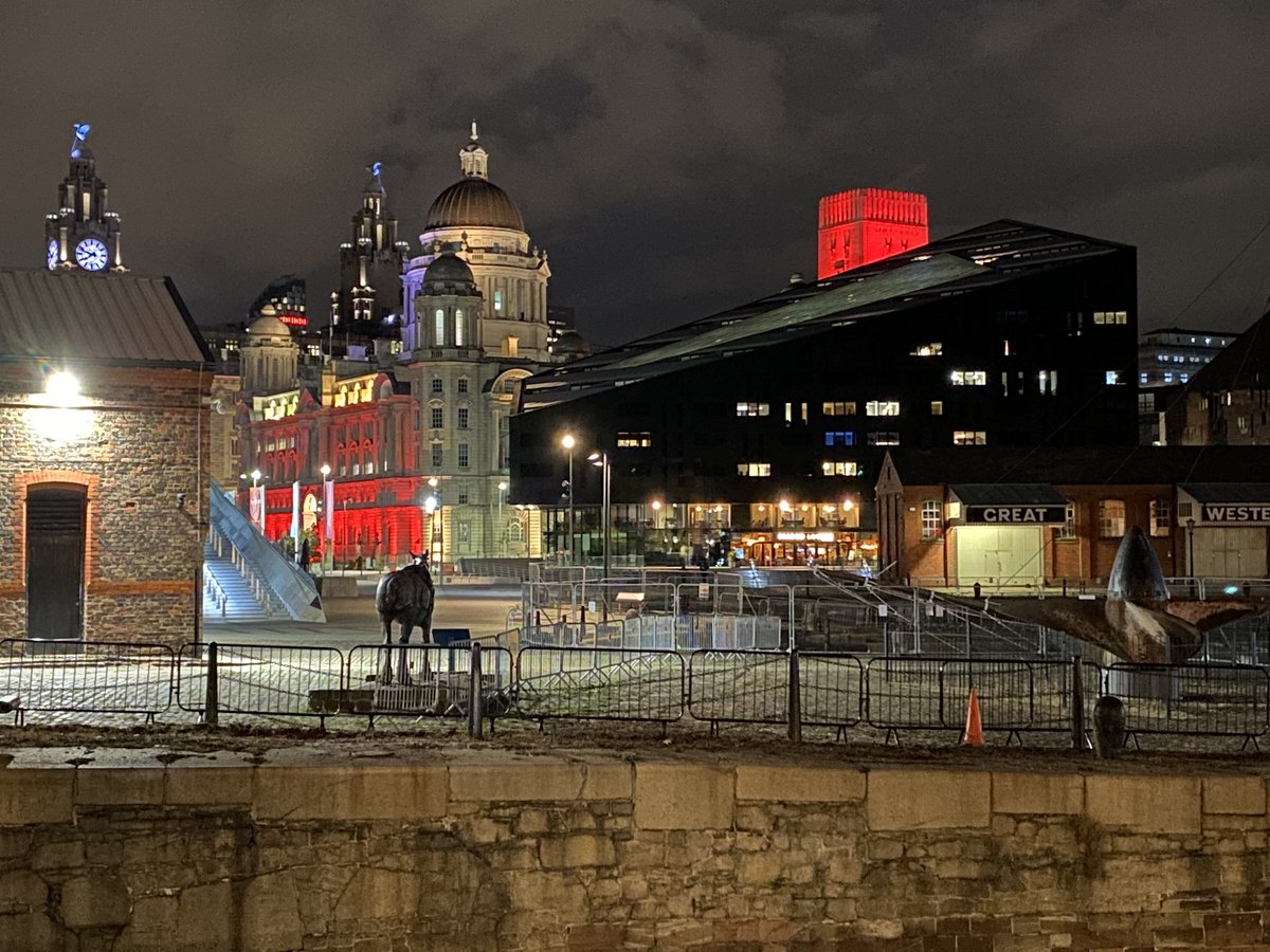 Massive appreciation to our Three Graces and all of the iconic Liverpool buildings who all lit up Red last night for WORLD HEART DAY! ♥️✔️ <a href="/LHCHFT/">LHCH</a> <a href="/WHO/">World Health Organization (WHO)</a> <a href="/TheBHF/">British Heart Foundation</a> <a href="/LiverpoolCCS/">Liverpool Centre for Cardiovascular Science</a>